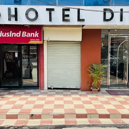 Hotel Dileep42 Lucknow Buitenkant foto