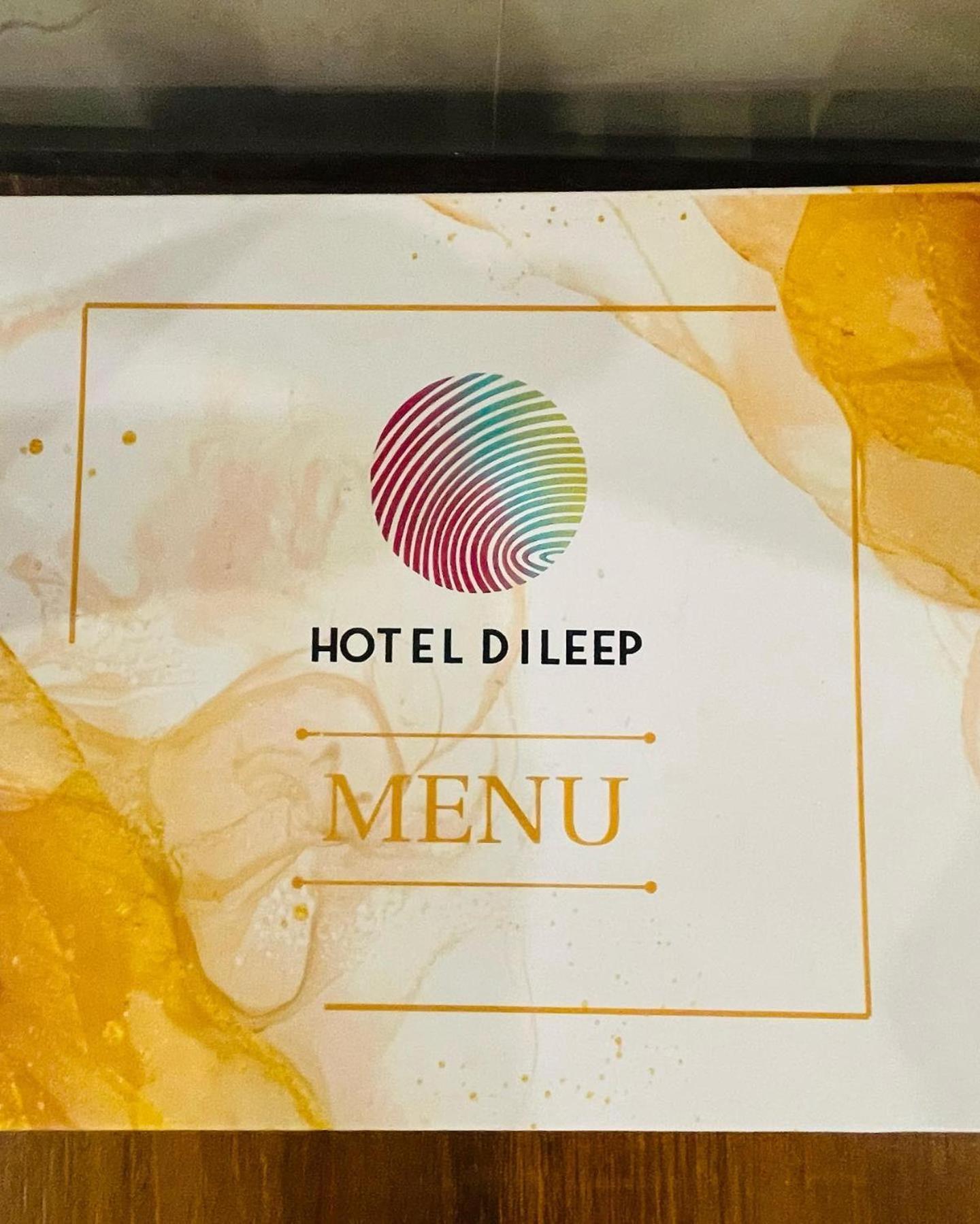 Hotel Dileep42 Lucknow Buitenkant foto